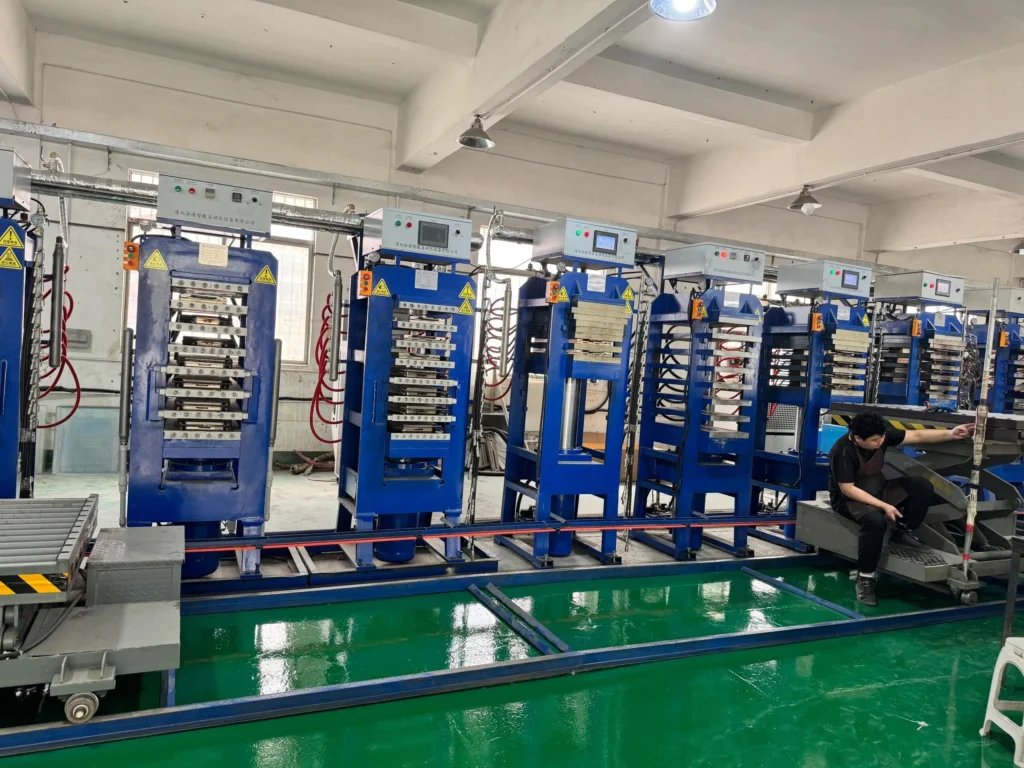 Best pickleball paddle manufacturer thermoforming hot press production line at Apexon Sport China factory