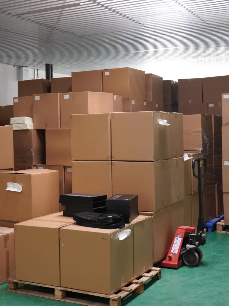 From factory floor to retail shelves. We provide complete custom packaging solutions, including premium boxes and protective sleeves, ready for direct distribution.