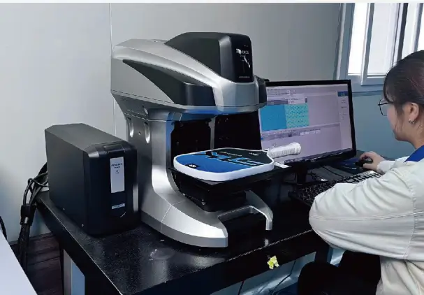 ApexonSport pickleball paddle surface roughness and friction testing equipment for Rt, Rz, and friction coefficient measurement